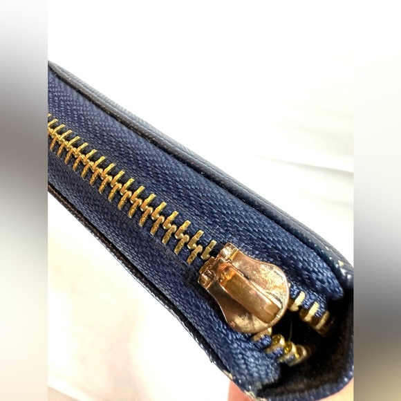 Tory Burch Navy full size wallet - Picture 6 of 12